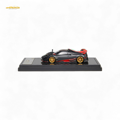 (Pre-Order) LCD Pagani Imola - Matte Black Carbon with Italian Flag 1:64