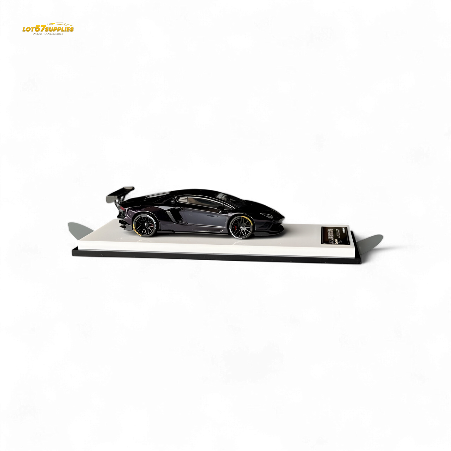 King Model Lamborghini Aventador LP700-4 Purple Carbon Fiber 1:64