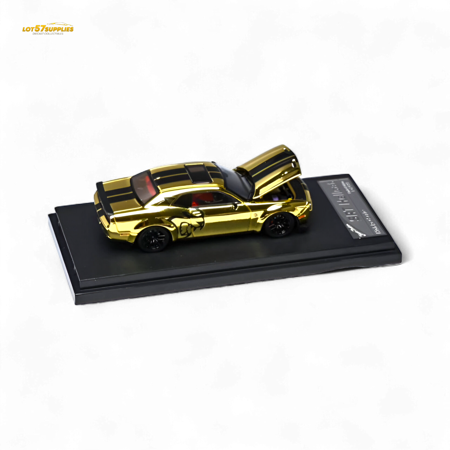 (Pre-Order) Stance Hunters Dodge Challenger SRT Hellcat - Gold 1:64