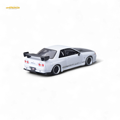 Focal Horizon Skyline GT-R R32 Top Secret Modified VR32 White 1:64