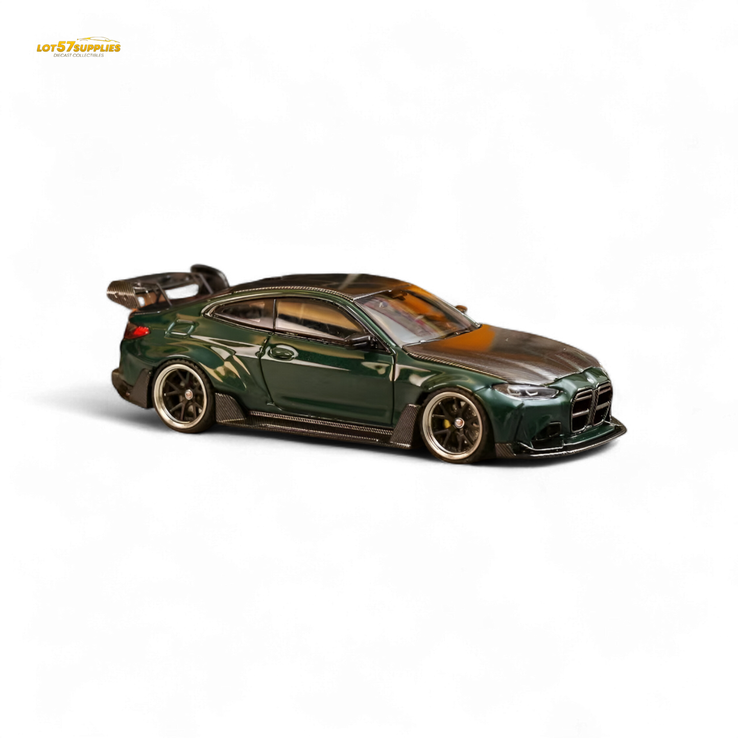 Street Weapon BMW G82 M4 Wide-Body Modified - Cangling Green Carbon Cover Special Edition 1:64