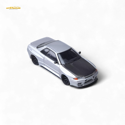 Focal Horizon Skyline GT-R R32 Silver Garage Active 1:64