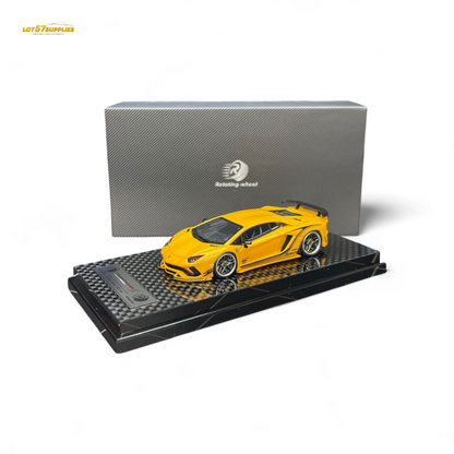 Rotating Wheel Lamborghini Aventador S Pearl Yellow 1:64