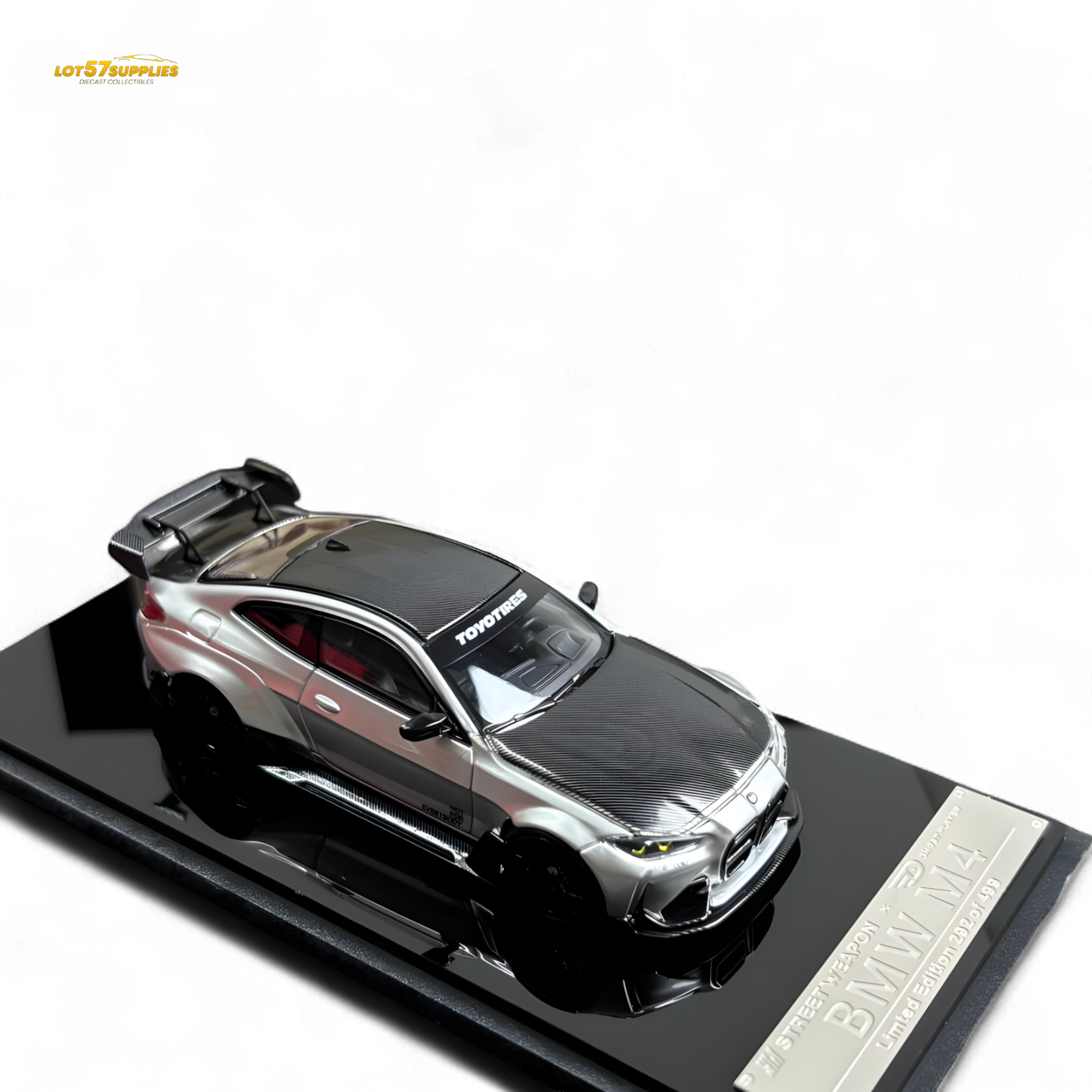 SW BMW G82 M4 Wide-Body Modified - Alexander Silver Carbon Cap 1:64