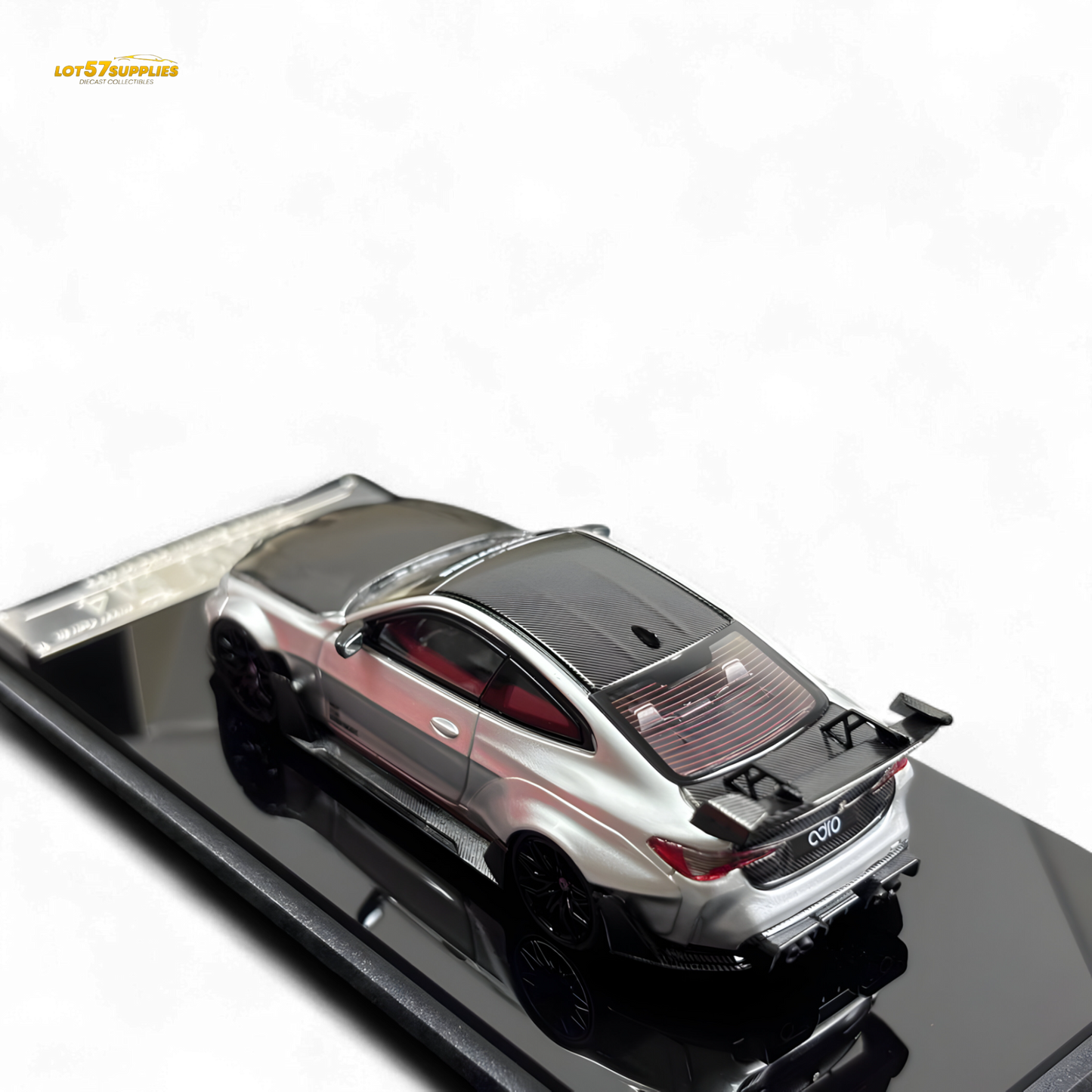 SW BMW G82 M4 Wide-Body Modified - Alexander Silver Carbon Cap 1:64