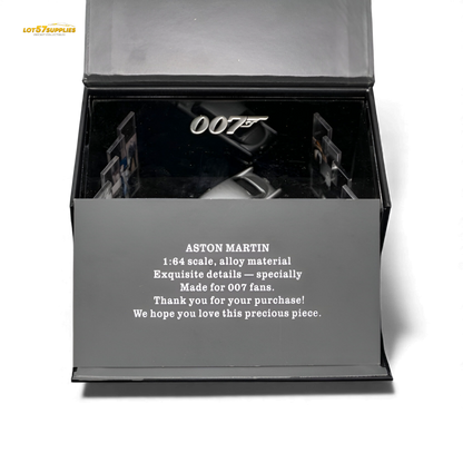(Pre-Order) Aston Martin DB5 High Gloss Silver 1:64