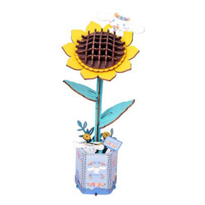 Wooden Puzzle: Hello Kitty® and Friends Cinnamonroll Sunflower
