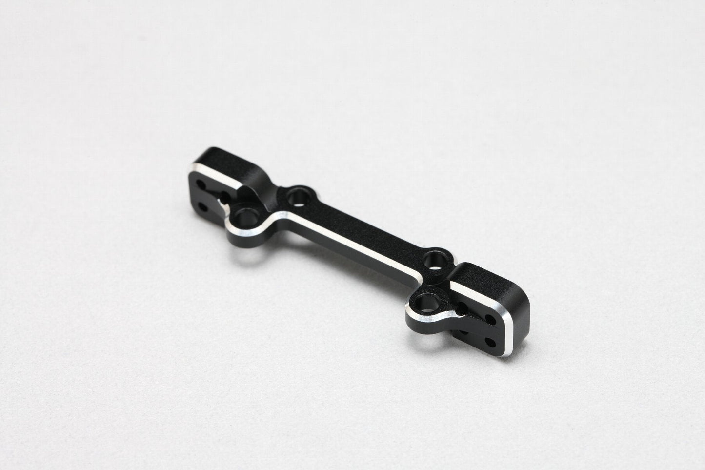 Y2-202UMA Yokomo Aluminum Upper Arm Mount (Black)