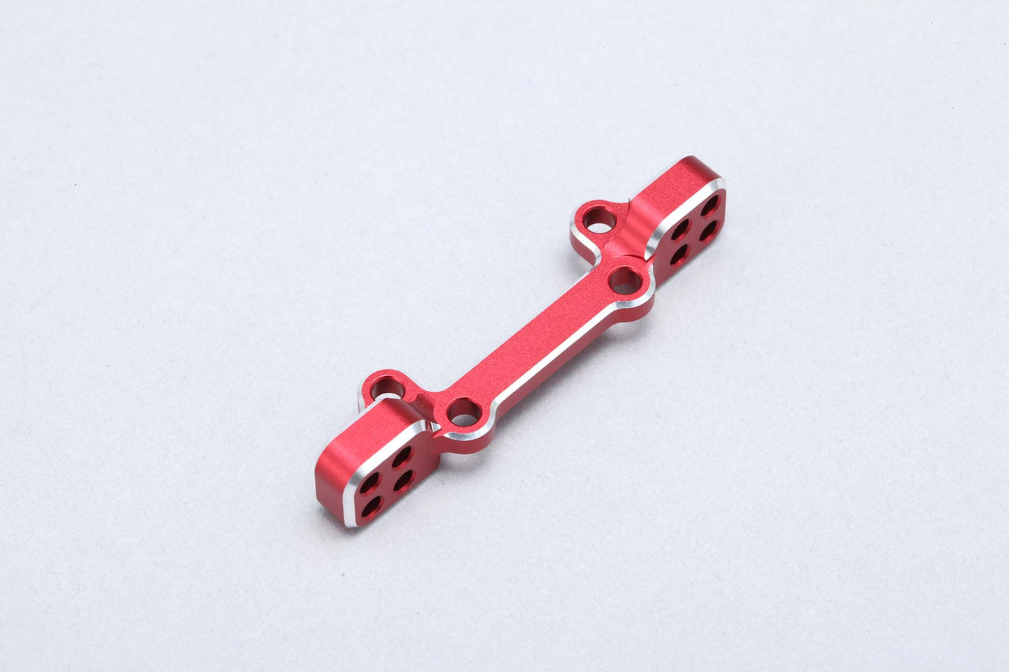 Y2-202UMRA Yokomo Aluminum Upper Arm Mount (Red)
