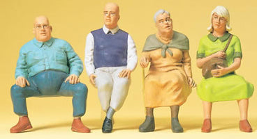 Preiser 45122 G Scale Pedestrians Seated Travellers #2