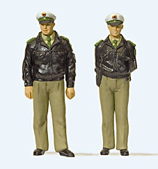 Preiser 65363 O Scale Standing Policemen Figures (Green)