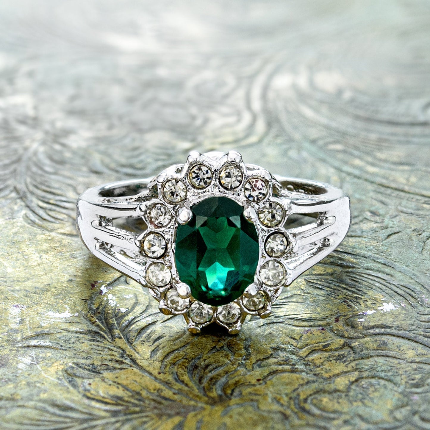 Vintage Jewelry Genuine Stone or Crystal Surrounded by Clear Austrian Crystals Ring Made in the USA by PVD Vintage Jewelry