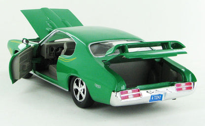 Motormax 73242AC-GR 1/24 1969 Pontiac GTO Judge, Green