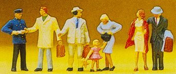 Preiser 10029 HO Scale Passengers Departing