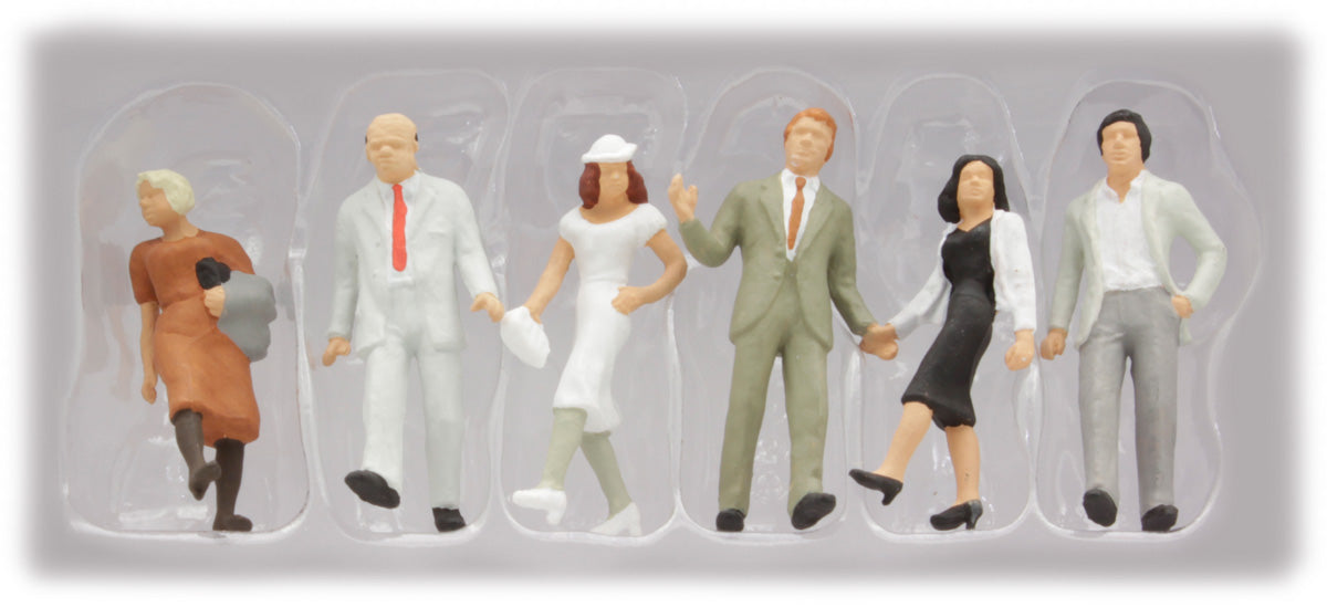 Preiser 65322 O Scale Walking Passers-By Figure Set pkg(6)