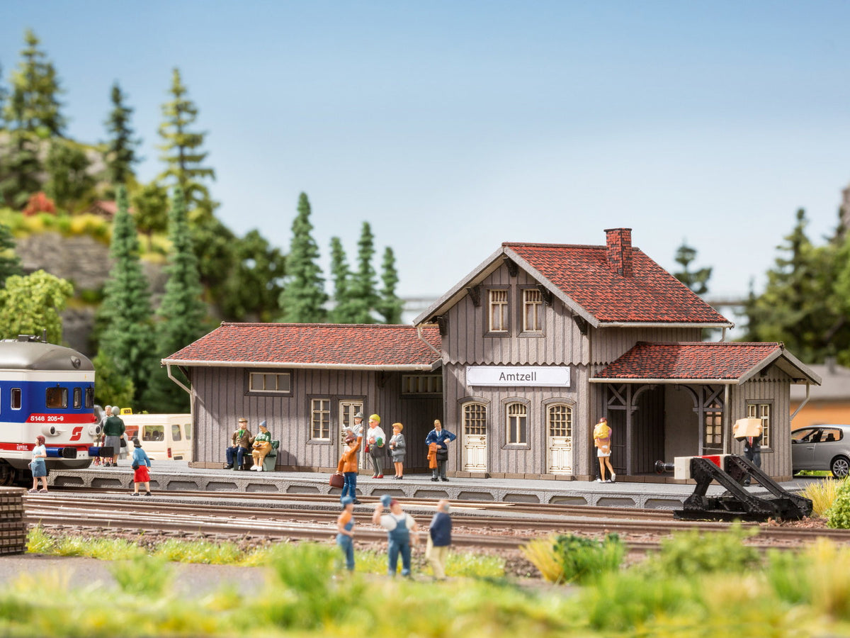 Noch 66001 HO Scale Amtzell Train Station Laser-Cut Kit