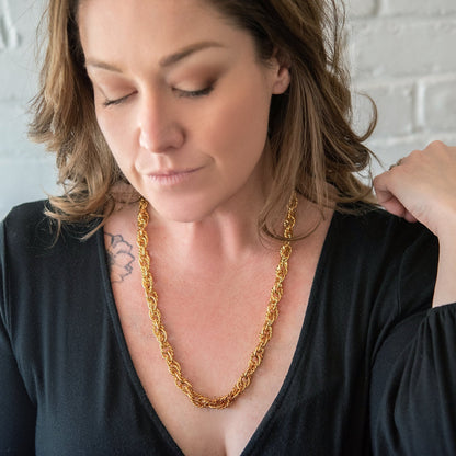Vintage Oscar De La Renta 24 Inch Gold Tone Link Chain Necklace Size: G by PVD Vintage Jewelry