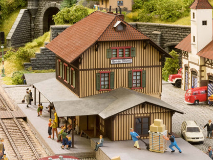 Noch 66007 HO Scale Honau Station & Loading Ramp Kit
