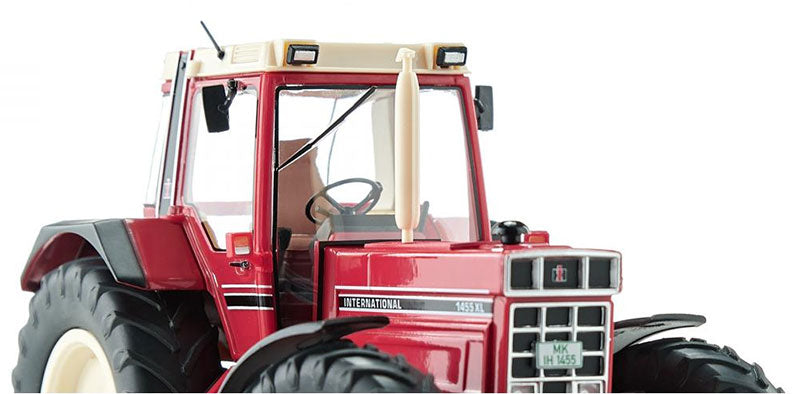 Wiking 077852 1/32 International Harvester IHC 1455 XL Tractor