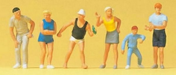 Preiser 14079 HO Scale Pedestrians Spectators