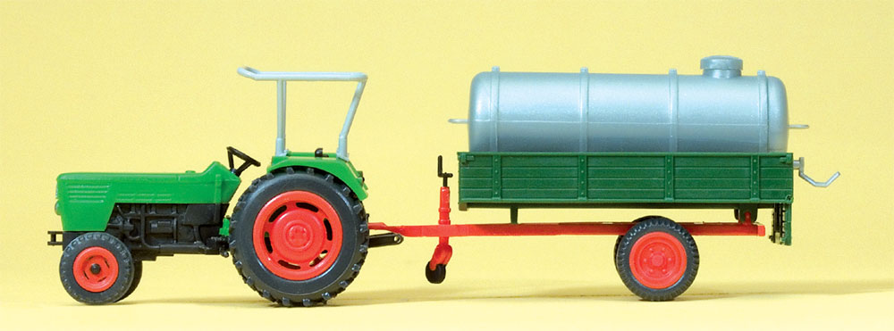 Preiser 17937 HO Scale Deutz D 6206 Tractor w/Manure Tank Trailer