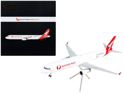 Airbus A321P2F Commercial Aircraft "Qantas Freight - Australia Post" White with Red Tail "Gemini 200" Series 1/200 Diecast Model Airplane by GeminiJets  free shipping USA