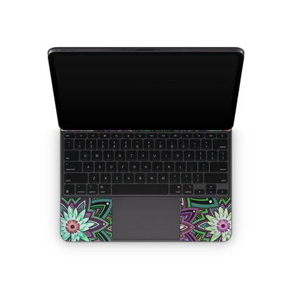 Daisy Trippin - Apple Magic Keyboard for iPad Skin