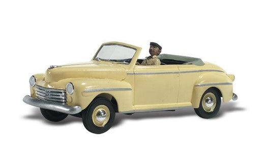 Woodland Scenics AS5327 N Roger's Rag Top Train Figure / Vehicle AutoScenes