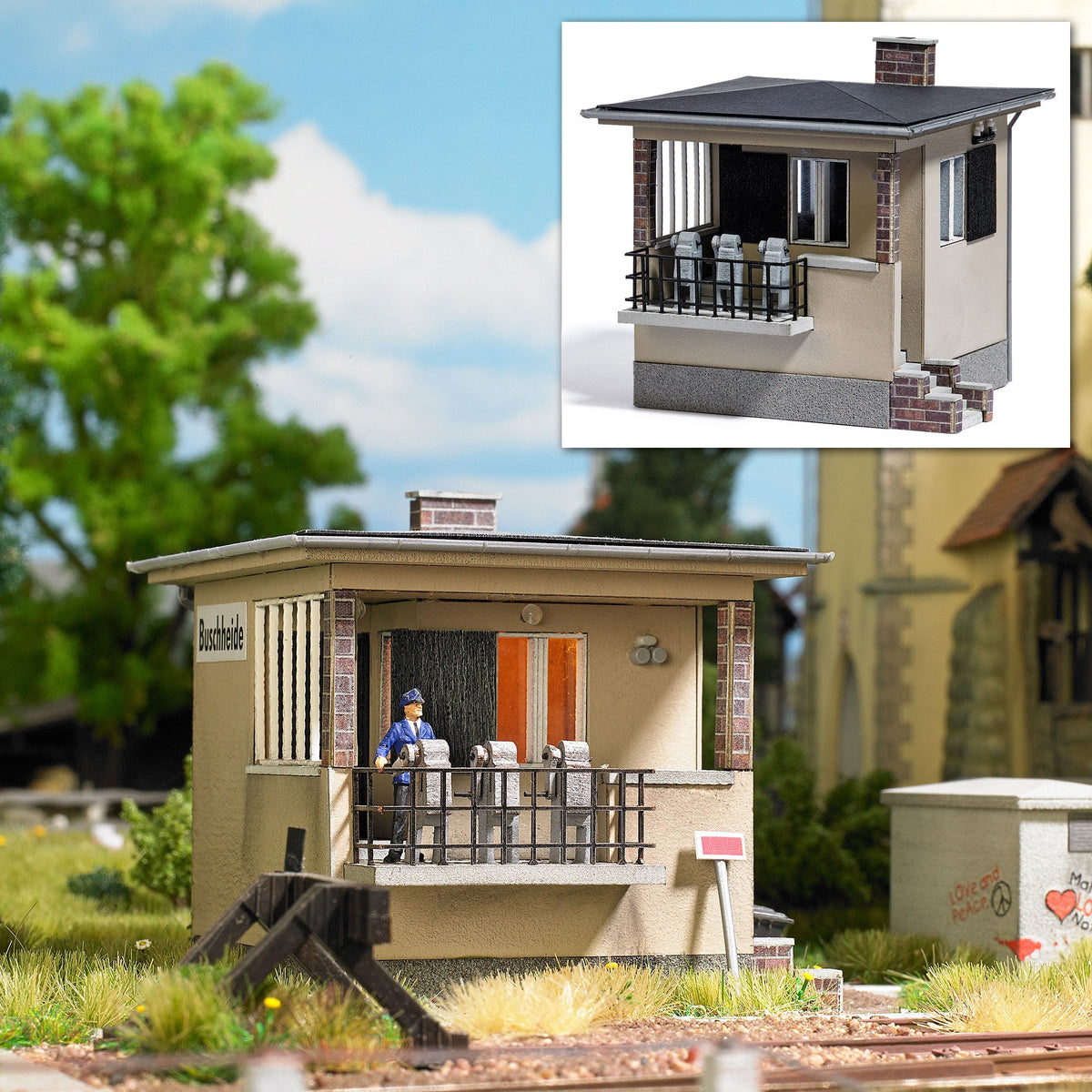 Busch 1461 HO Scale Grade Crossing Guard's Hut Kit