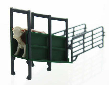 3D To Scale 64-310-GR 1/64 Livestock Loading Chute, Green/Gray