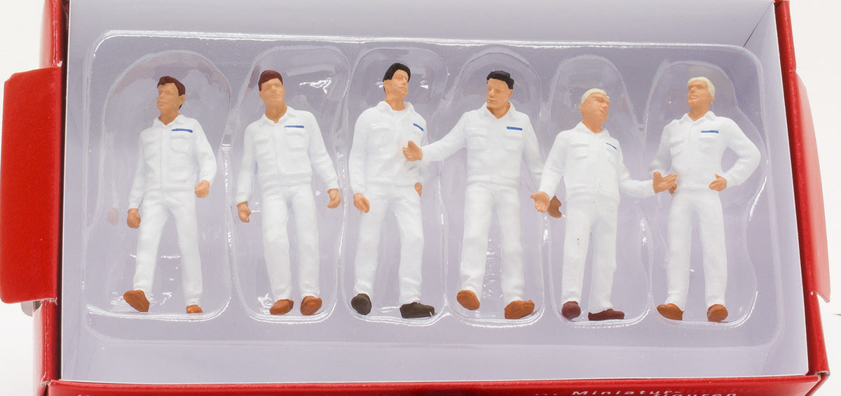 Preiser 65337 O Scale Mechanics in Coveralls Set