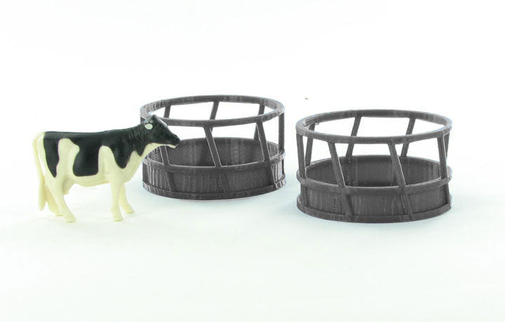 3D To Scale 64-300-GY 1/64 – Hay Feeder 2pk Gray Scene Detail