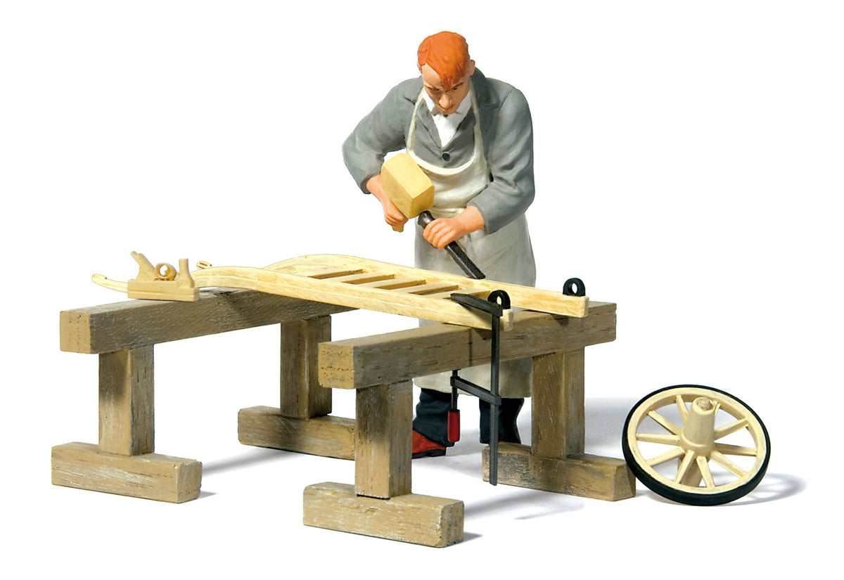Preiser 45520 G Scale Cartwright Figure