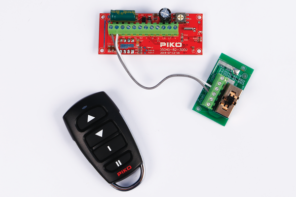 Piko 35040 G Scale R/C Loco Receiver 3.5A w/Remote