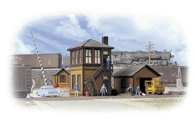 Walthers Cornerstone 3530 HO Trackside Structures Set Kit