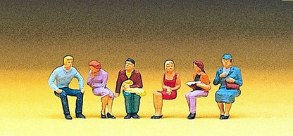 Preiser 10095 HO Scale Pedestrians Seated #1