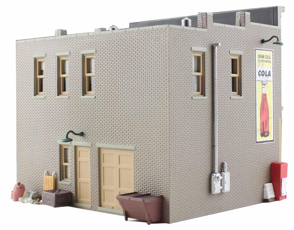 Woodland Scenics BR5841 O Lubener's Gen Store Structure Built-&-Ready
