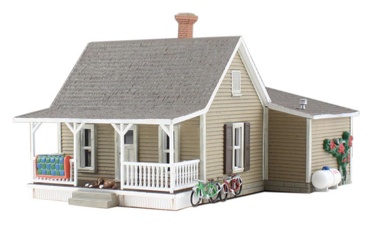 Woodland Scenics BR5027 HO Granny's House Structure Built-&-Ready