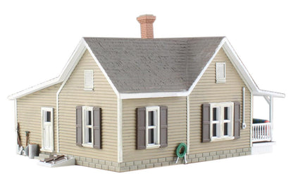 Woodland Scenics BR5027 HO Granny's House Structure Built-&-Ready