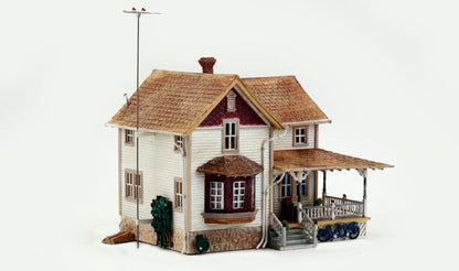 Woodland Scenics BR5046 HO Corner Porch House Structure  Built-&-Ready