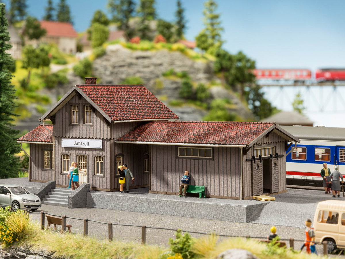Noch 66001 HO Scale Amtzell Train Station Laser-Cut Kit