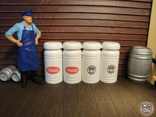 Alpine Railworks 1038 G Scale Large Milk Cans, White, with Labels (4)