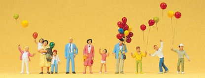 Preiser 24659 HO Scale Selling Balloons