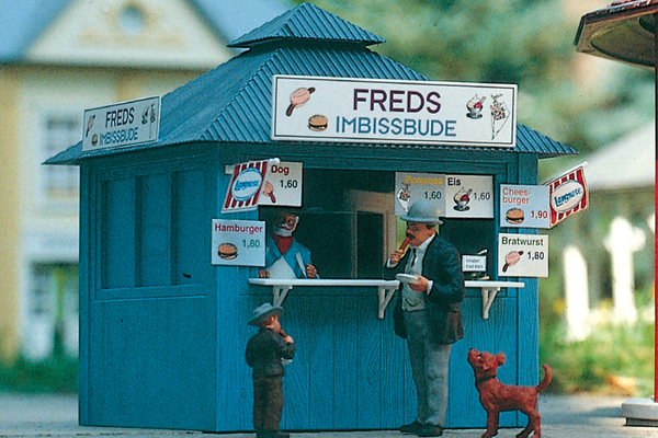 Piko 62021 G Scale Freds Snack Bar Kit