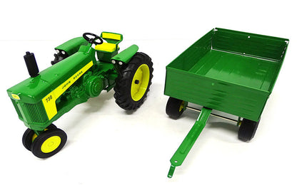 Ertl 45686 1/16 John Deere 730 Tractor with Barge Wagon