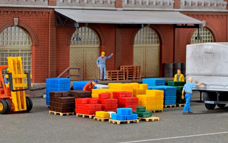 Kibri 38662 1/87 Beverage Crates on Pallets Model Kit