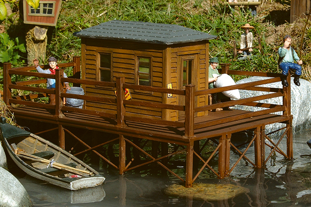 Piko 62262 G Scale Brads Fishing Cabin Building Kit