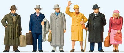 Preiser 65366 1/45 Scale Standing & Walking Passengers pkg(6)