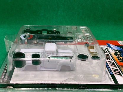 Auto World Exclusive '56 Ford Pickup White Deluxe Pit Kit  for AFX 4Gear 1956 Truck