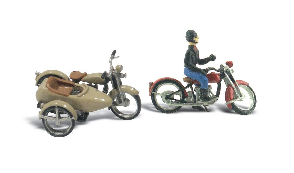 Woodland Scenics D228 HO Motorcycles and a Sidecar Vehicle Figure Kit / Vehicle AutoScenes
